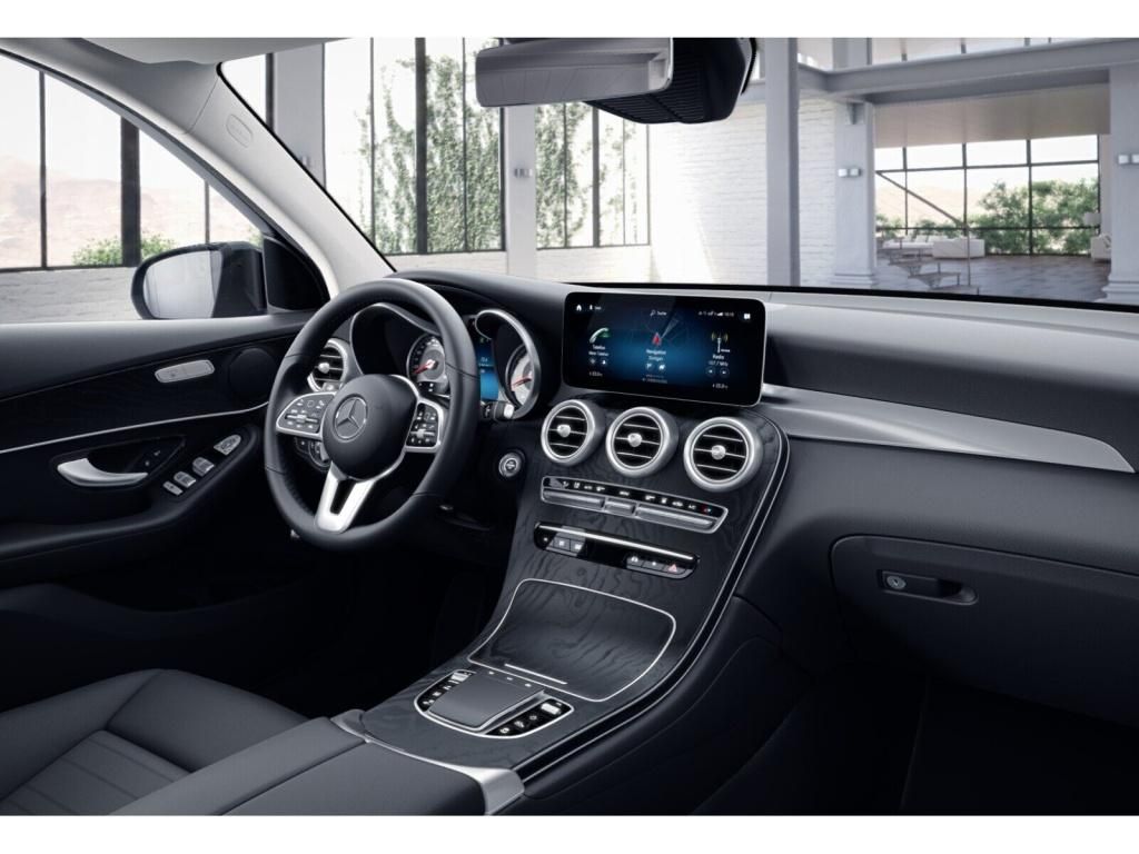 Mercedes-Benz GLC 300 2022