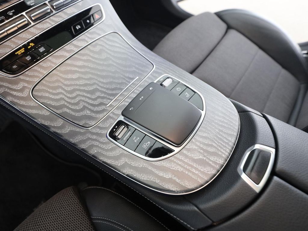 Mercedes-Benz E 300 2020