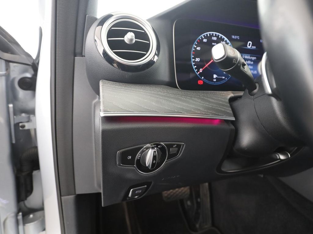 Mercedes-Benz E 300 2020