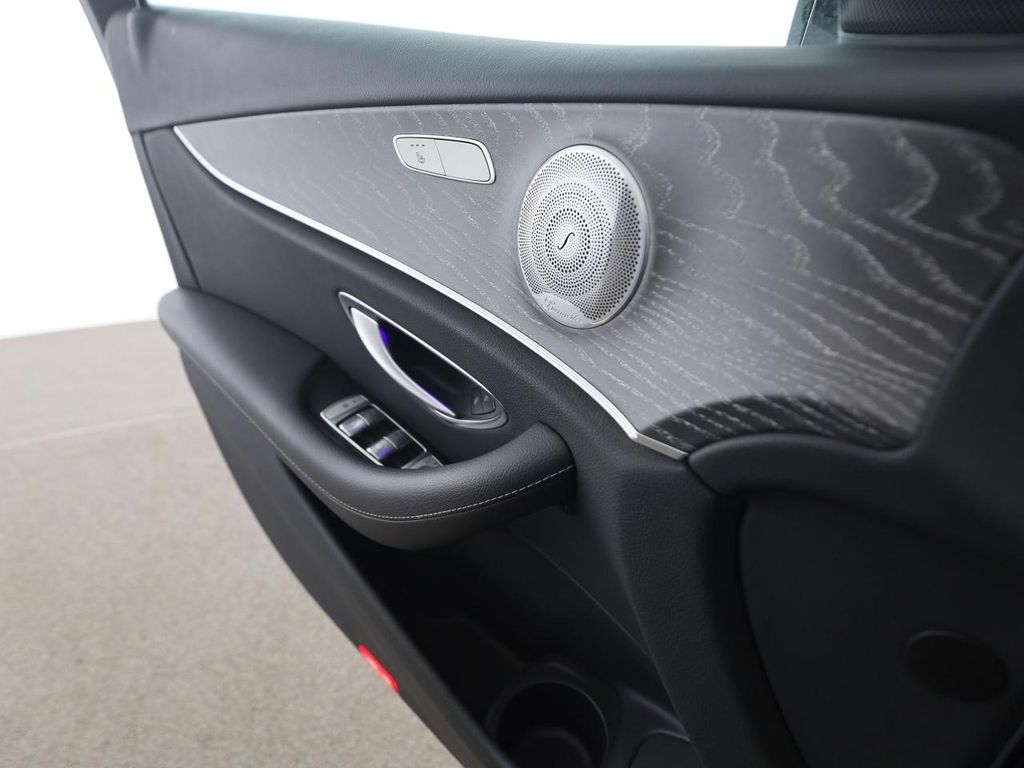 Mercedes-Benz E 300 2020