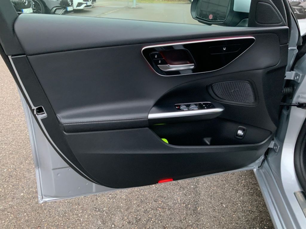 Mercedes-Benz C 200 2023