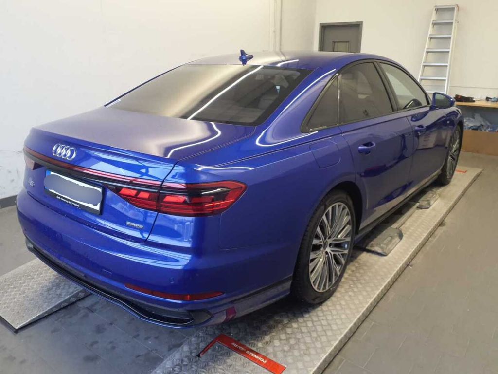 Audi A8 2023