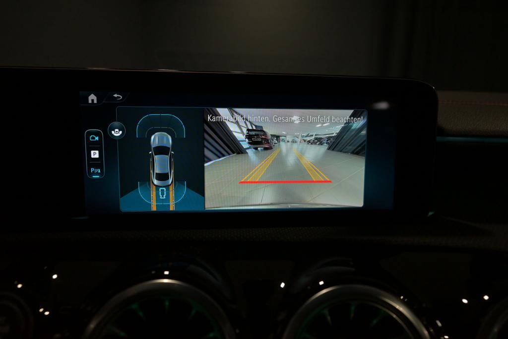 Mercedes-Benz CLA 200 2024