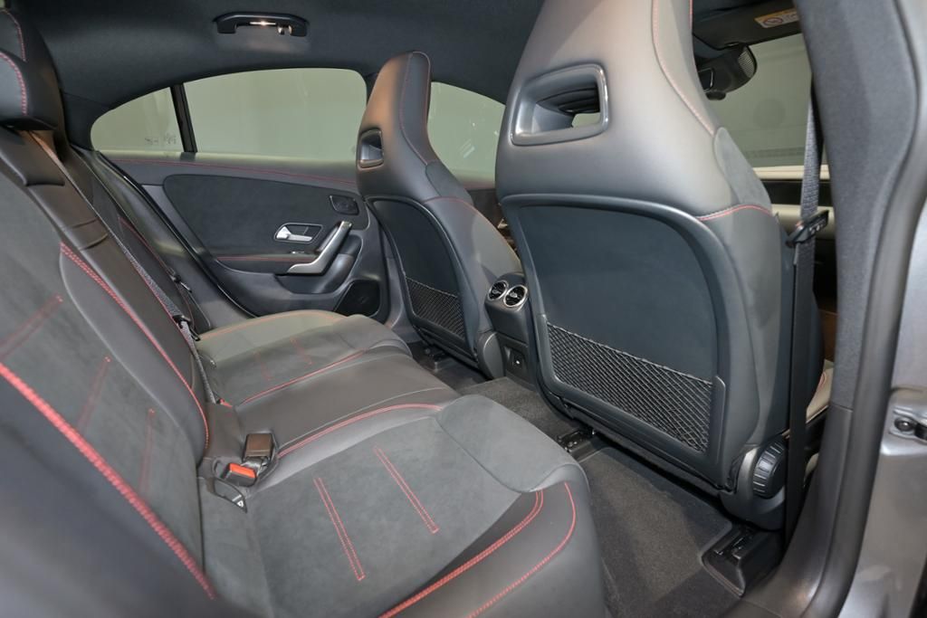 Mercedes-Benz CLA 200 2024