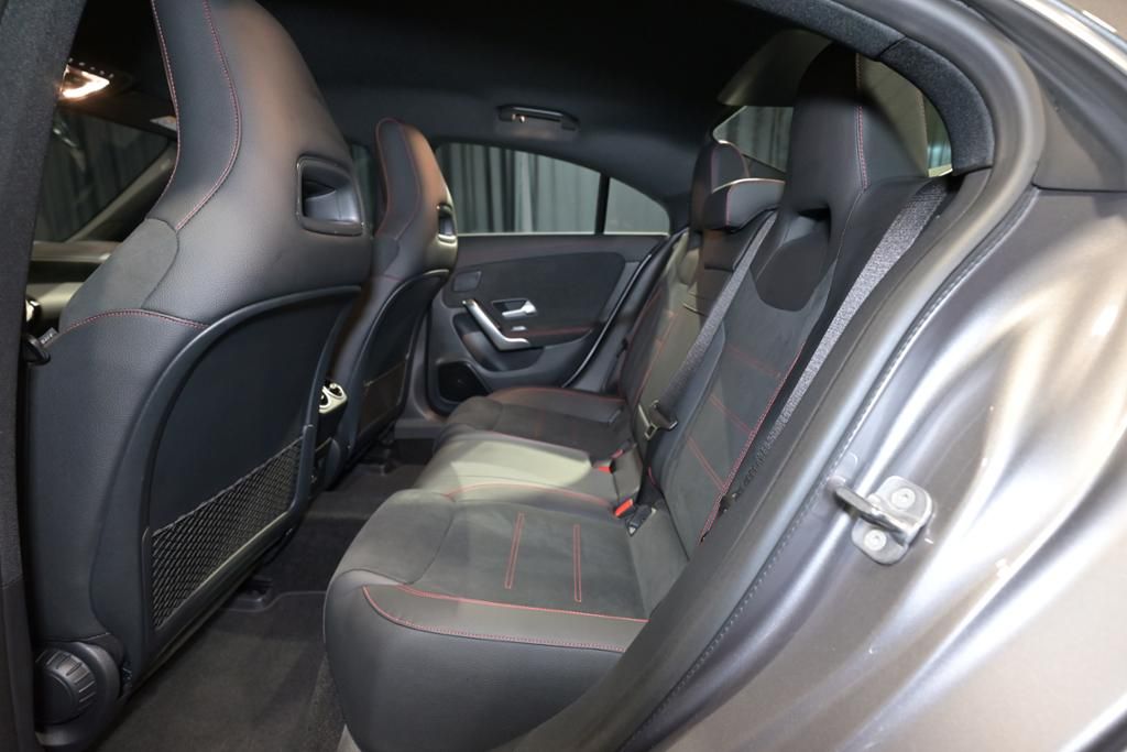 Mercedes-Benz CLA 200 2024