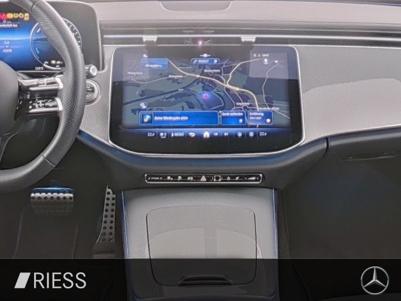 Mercedes-Benz E 300 2025