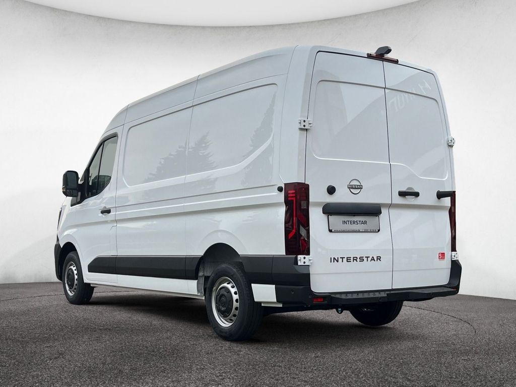 Nissan Interstar 2025