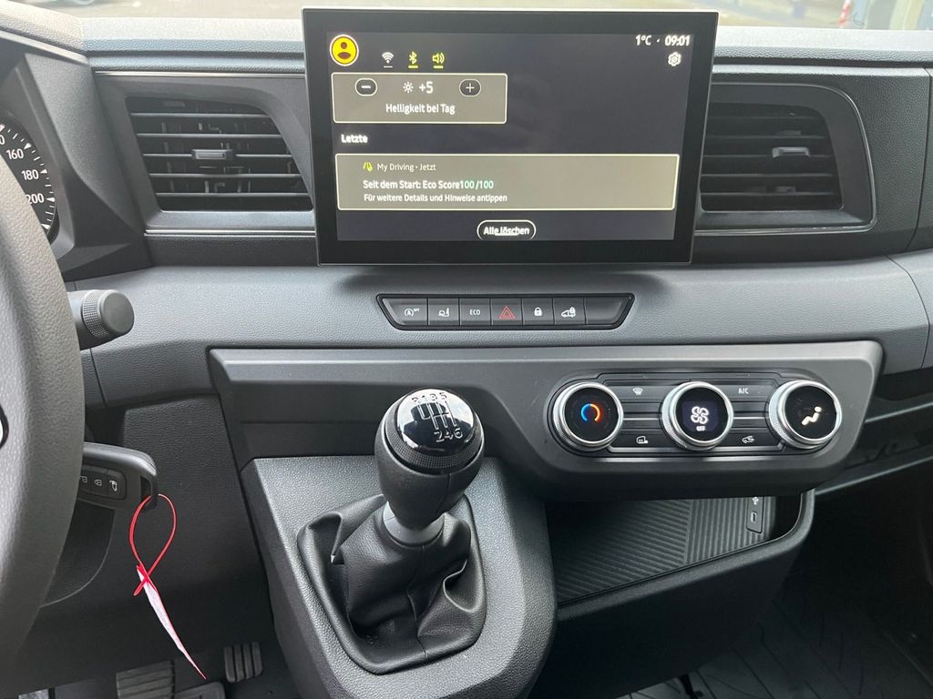 Nissan Interstar 2025