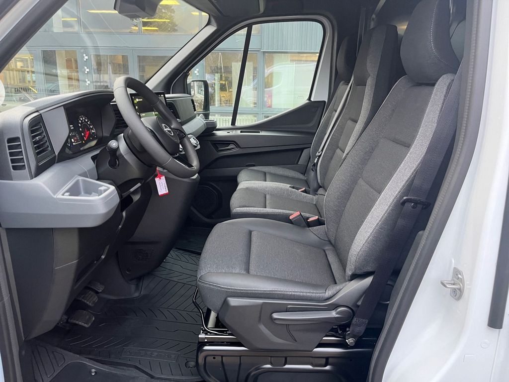 Nissan Interstar 2025