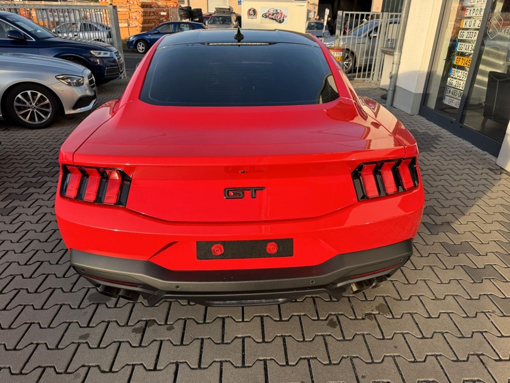 Ford Mustang 2025
