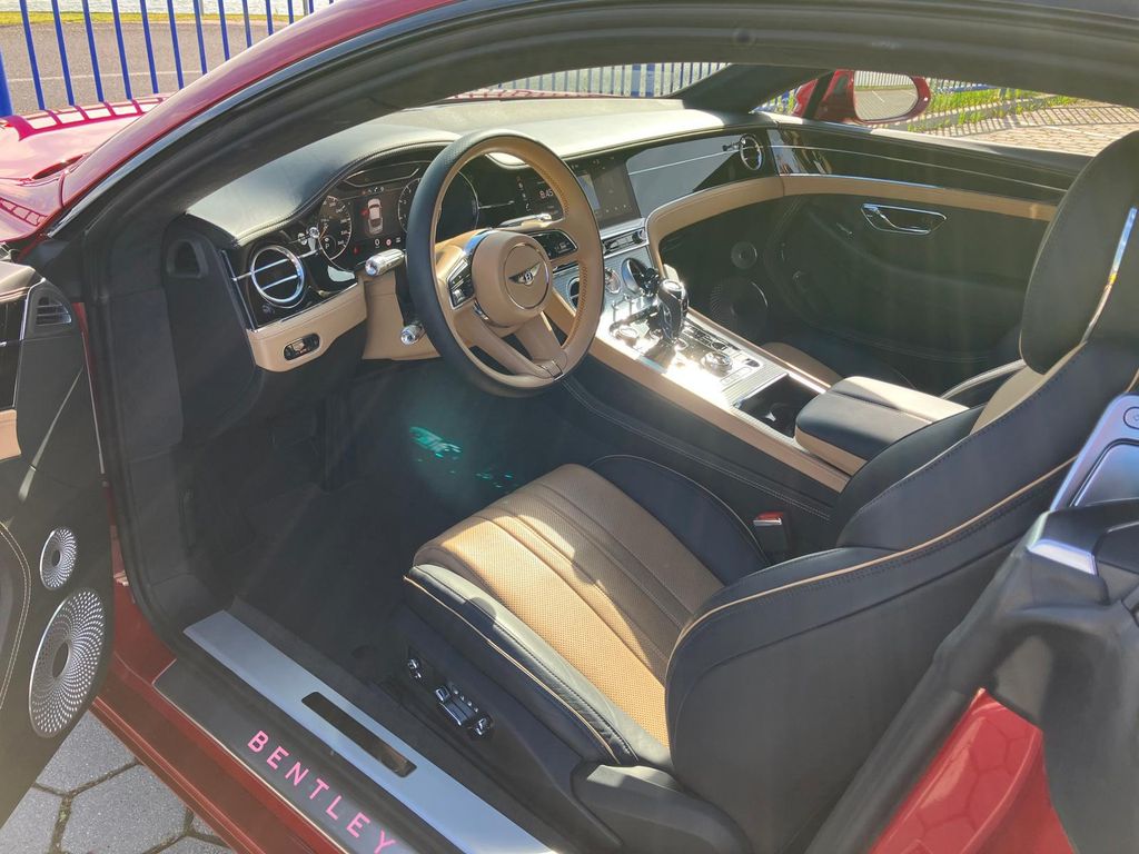 Bentley Continental GT 2021
