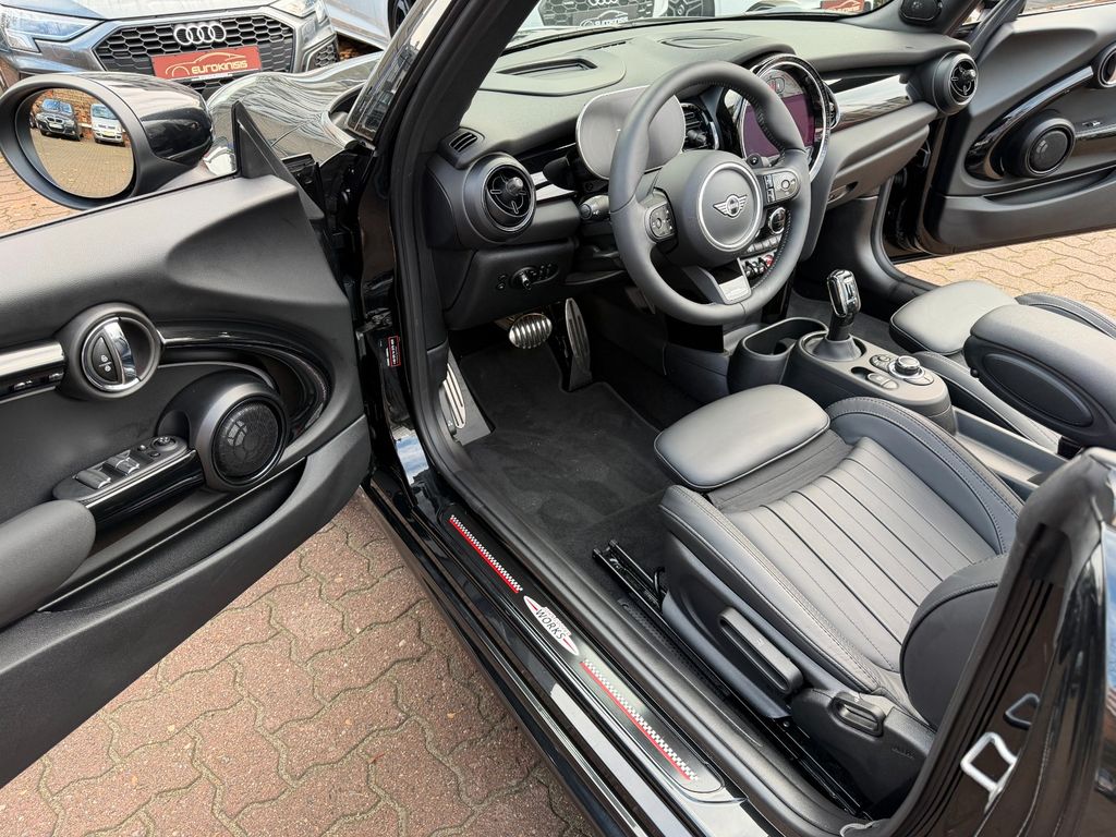 MINI John Cooper Works Cabrio 2023