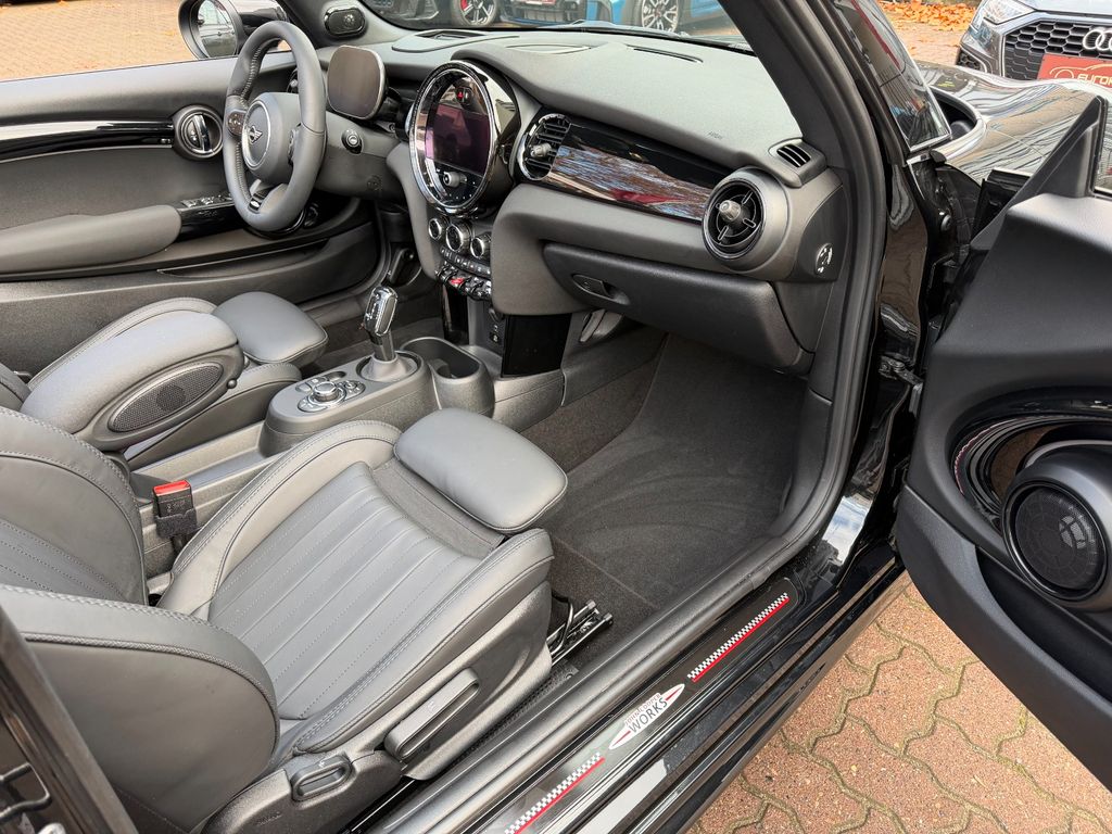 MINI John Cooper Works Cabrio 2023