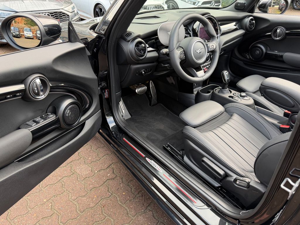 MINI John Cooper Works Cabrio 2023