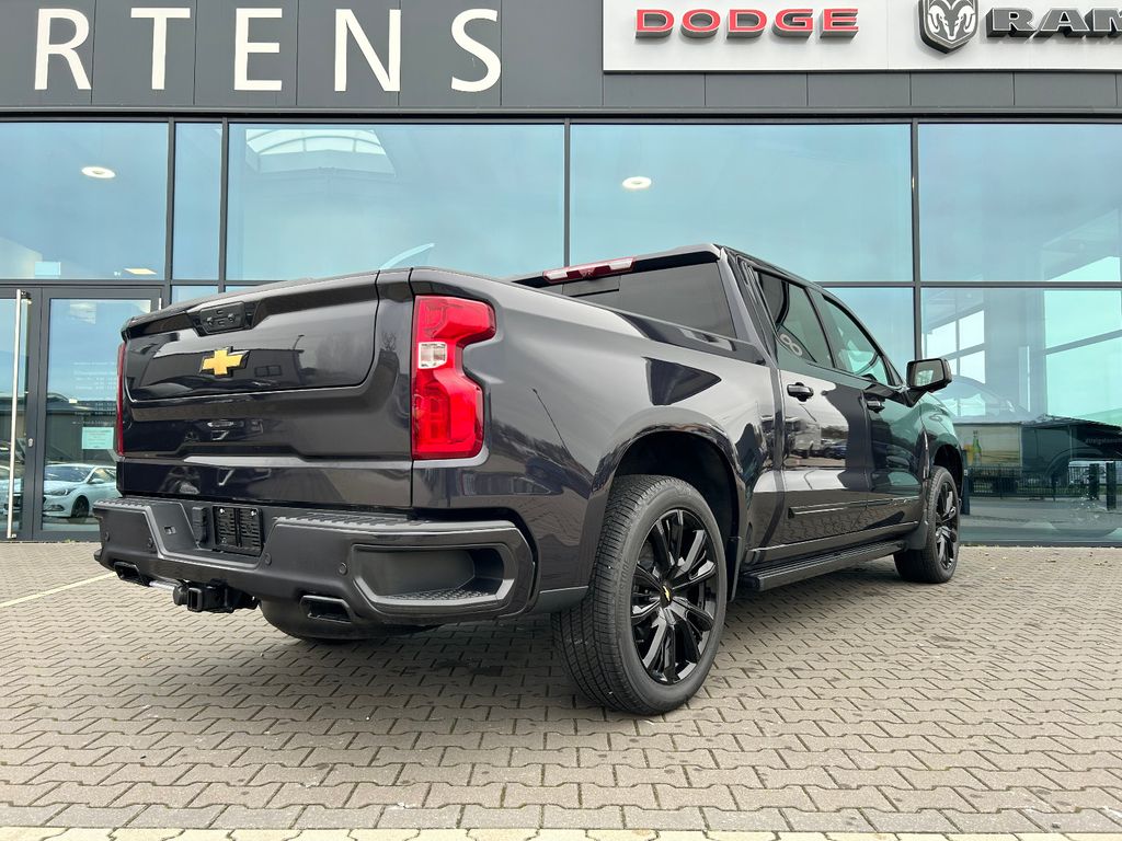 Chevrolet Silverado 2025