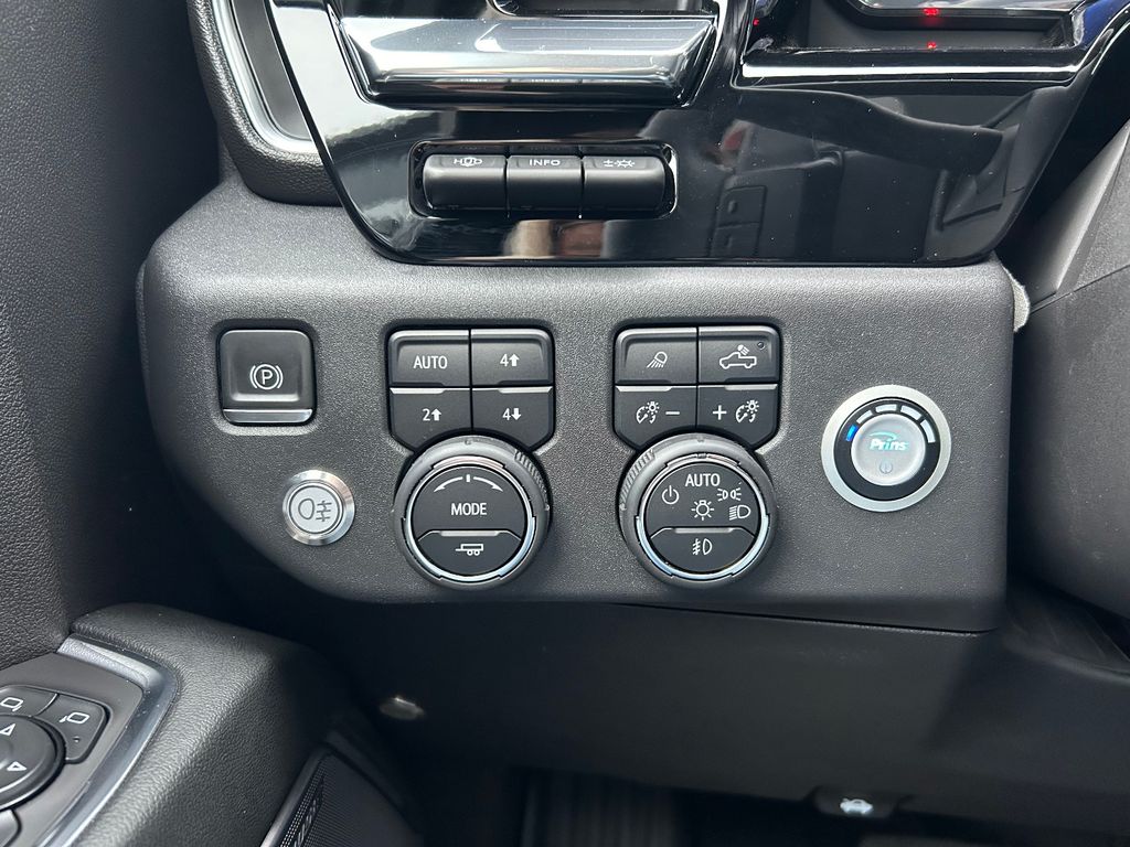 Chevrolet Silverado 2025