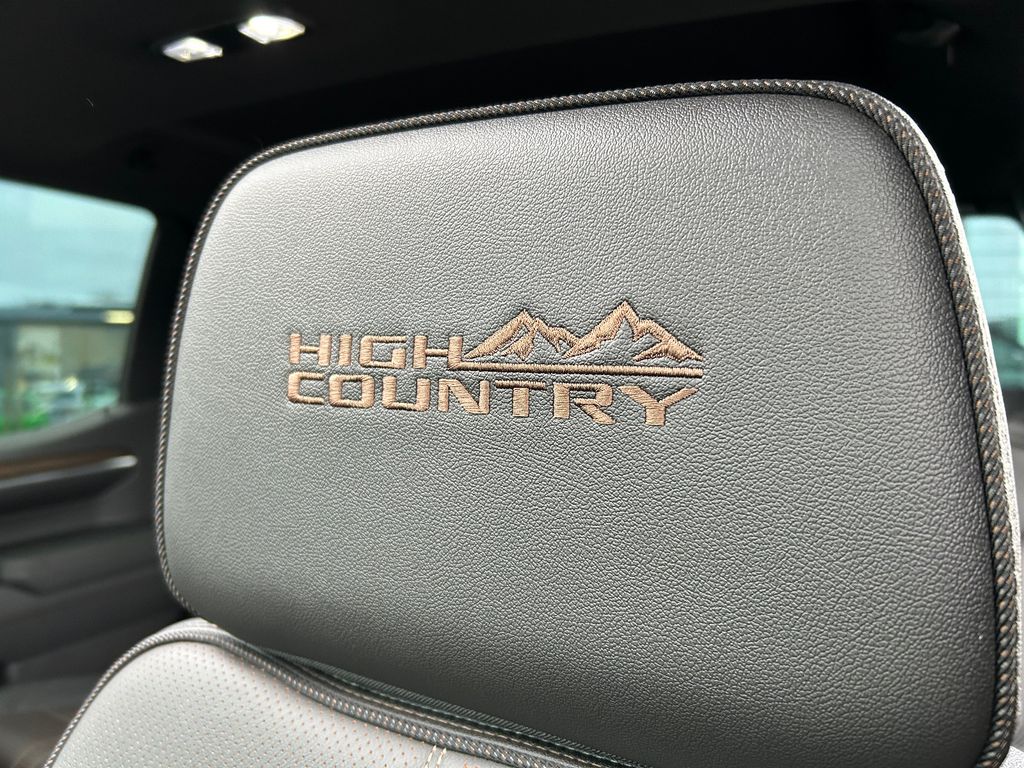 Chevrolet Silverado 2025