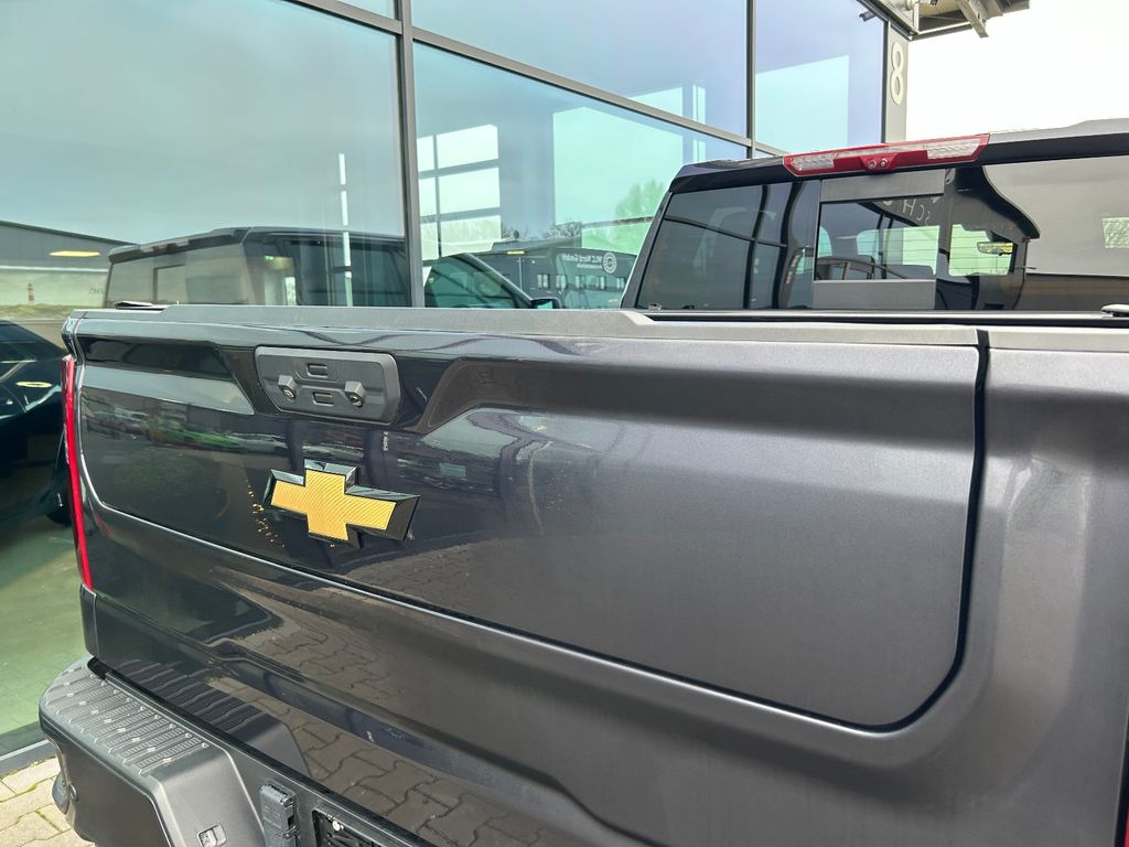 Chevrolet Silverado 2025