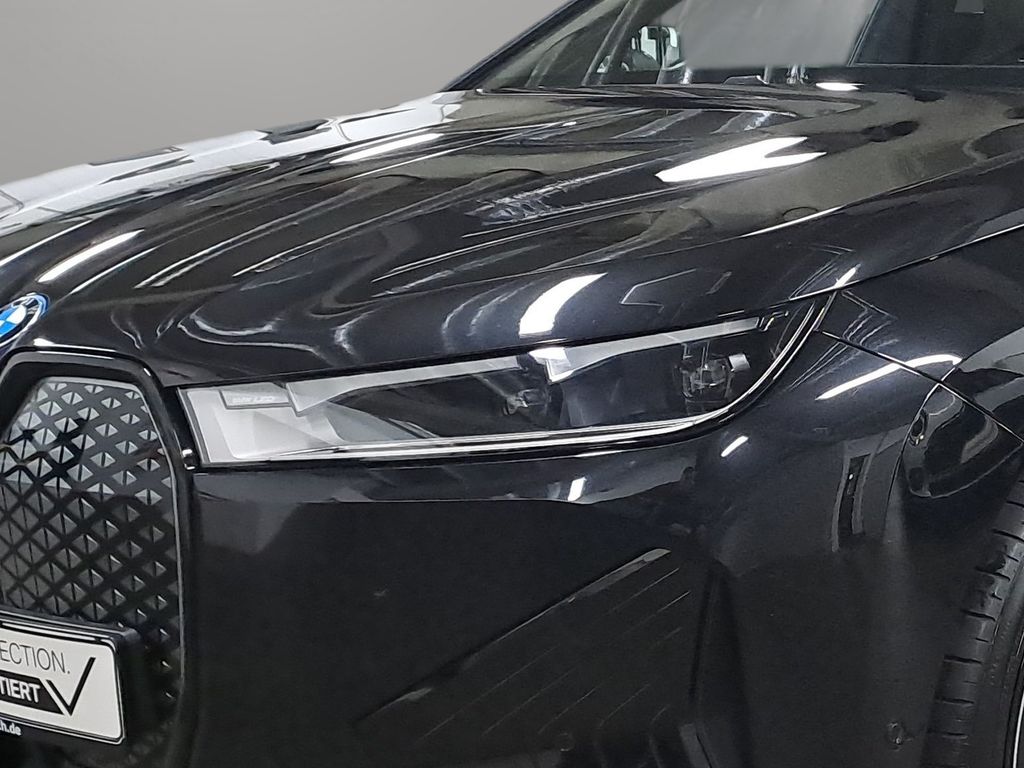 BMW iX 2023