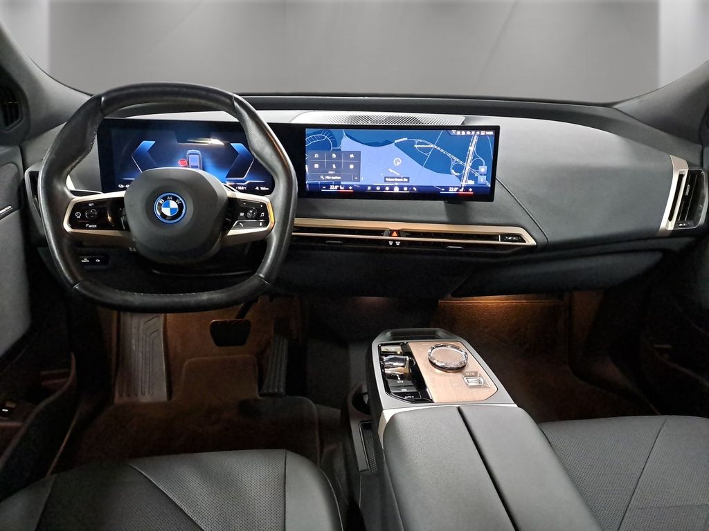 BMW iX 2023