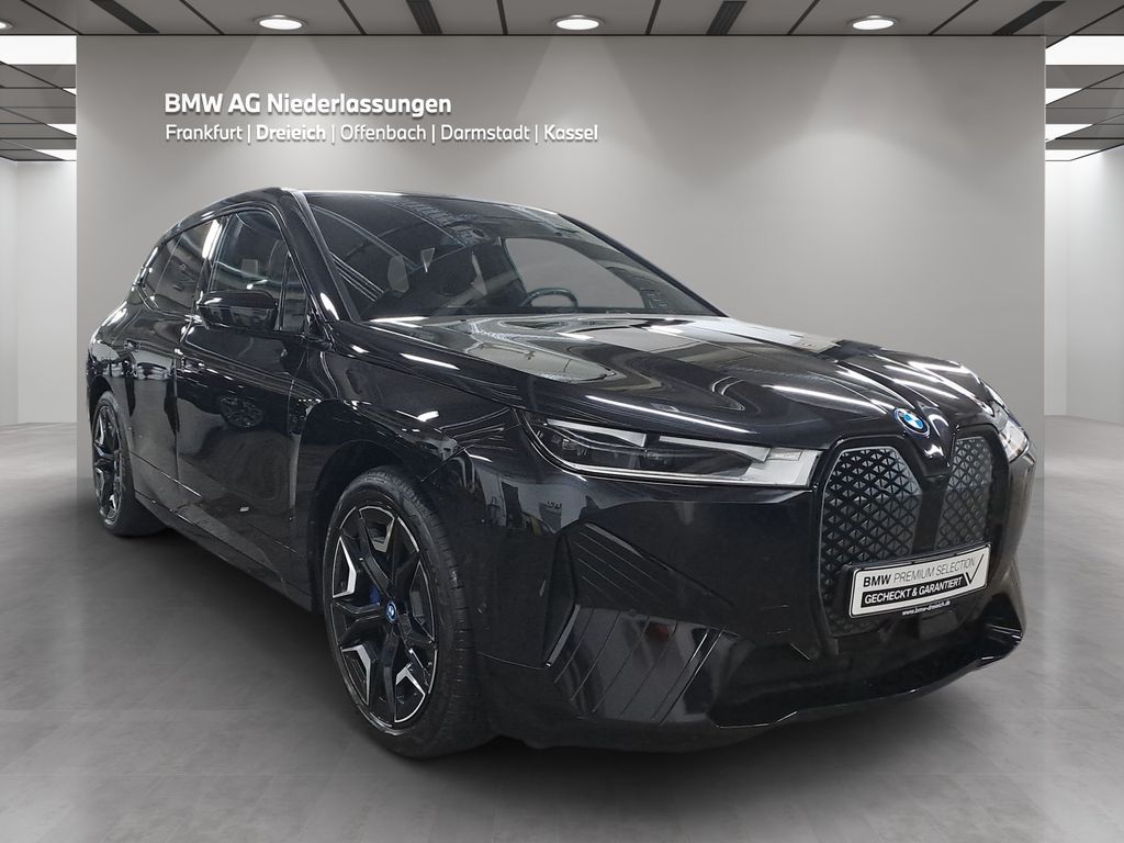BMW iX 2023