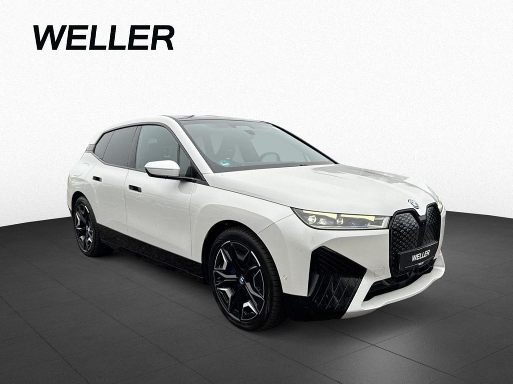 BMW iX 2023