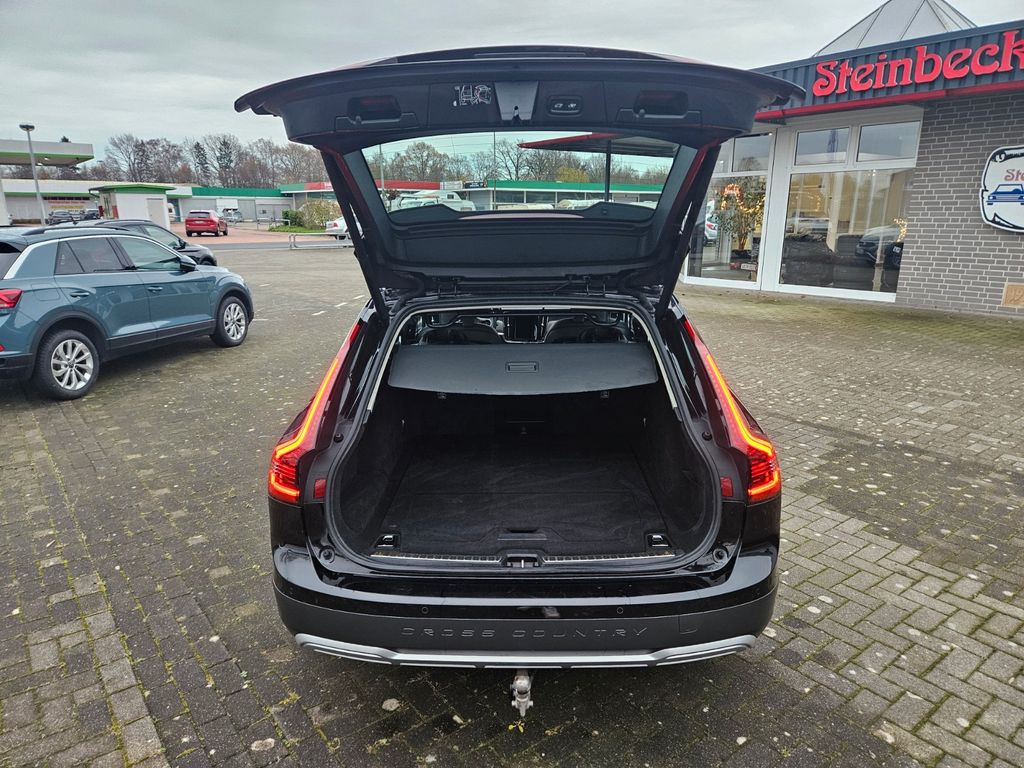 Volvo V90 Cross Country 2021