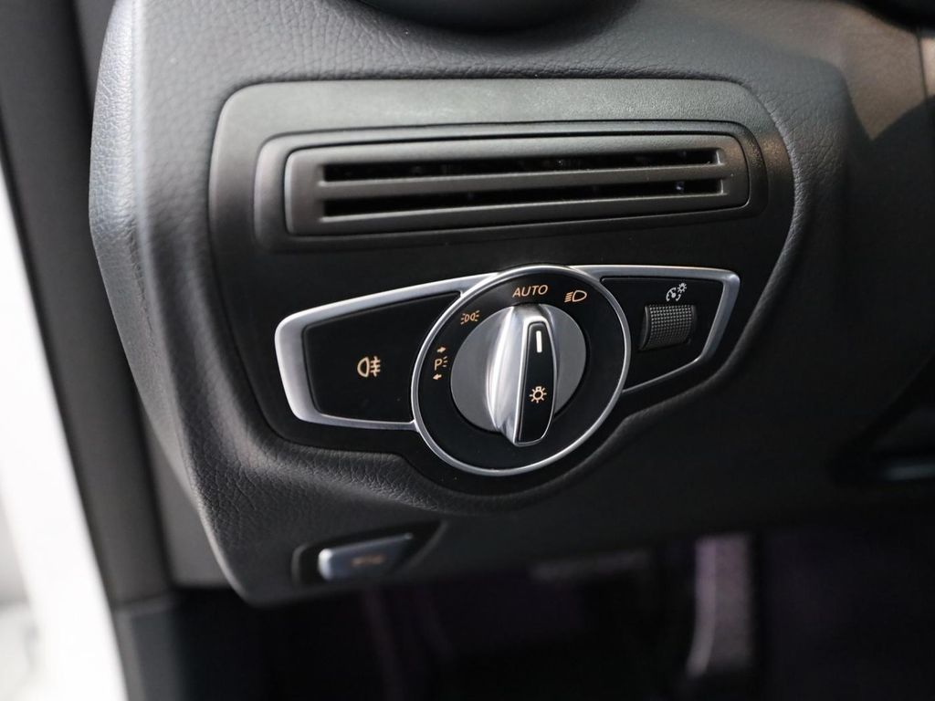 Mercedes-Benz GLC 300 2022