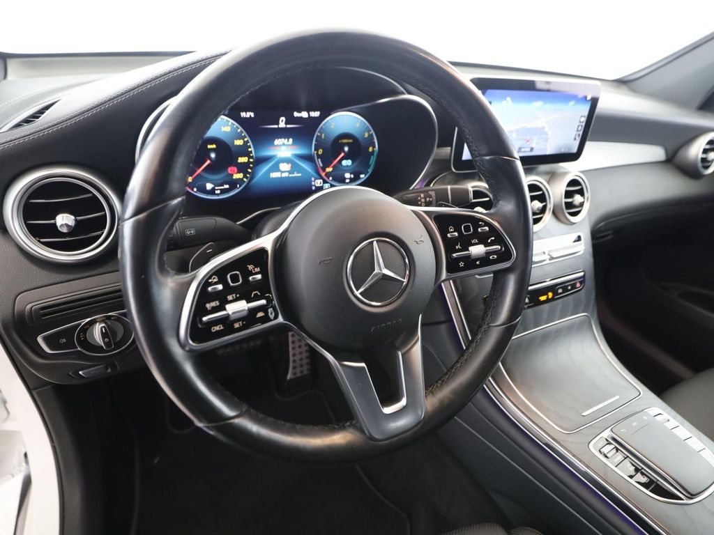 Mercedes-Benz GLC 300 2022