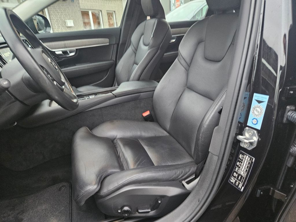 Volvo V90 Cross Country 2021