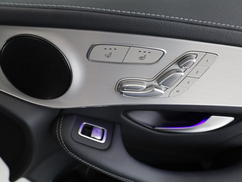 Mercedes-Benz GLC 300 2022