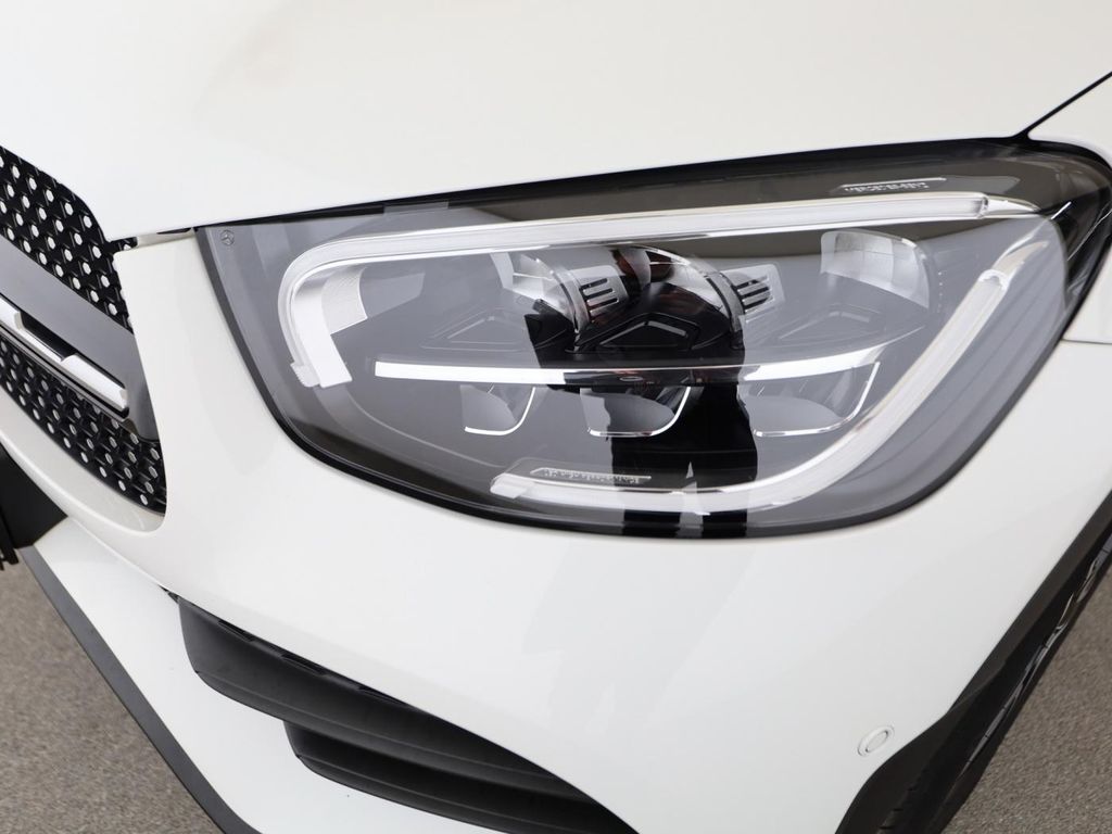 Mercedes-Benz GLC 300 2022