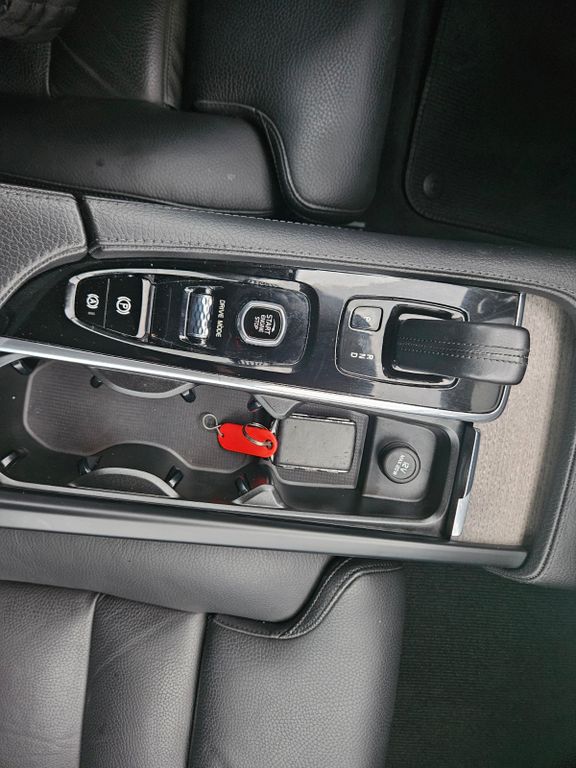 Volvo V90 Cross Country 2021