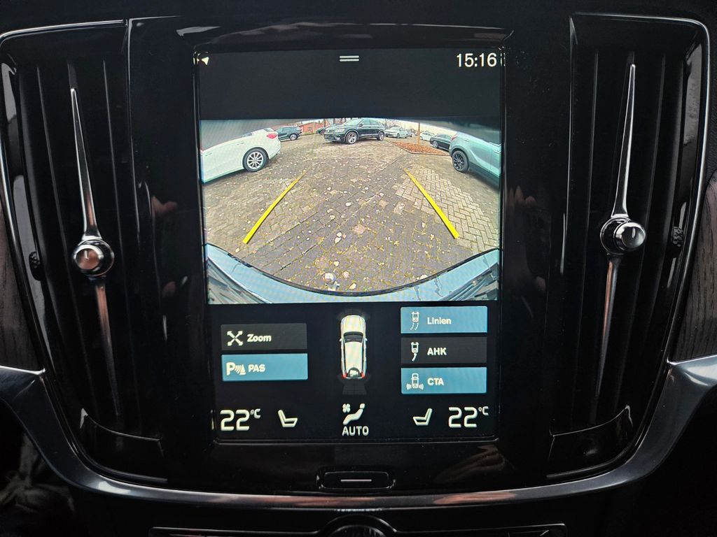 Volvo V90 Cross Country 2021