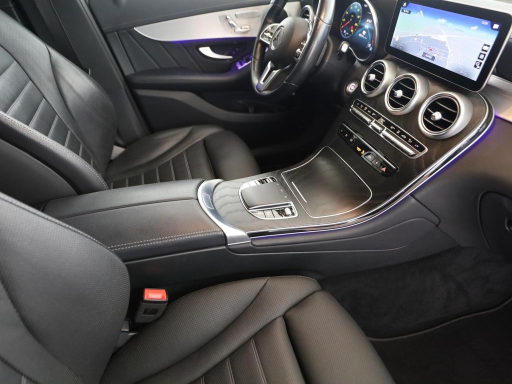 Mercedes-Benz GLC 300 2022