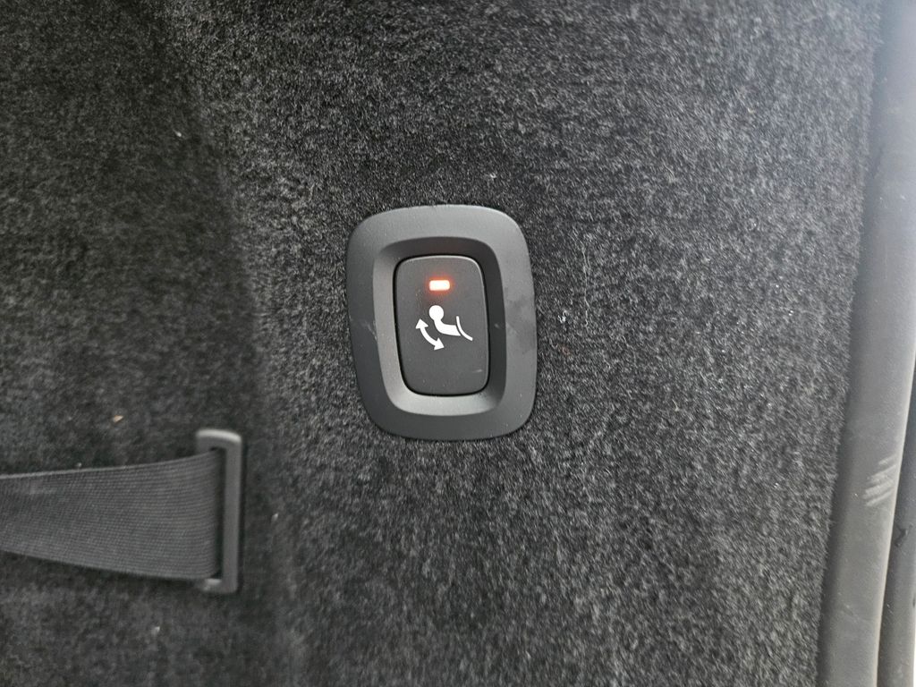 Volvo V90 Cross Country 2021