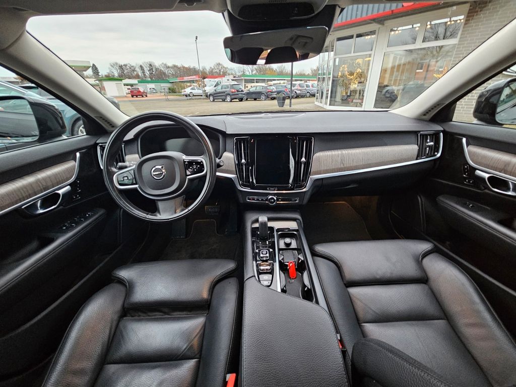 Volvo V90 Cross Country 2021