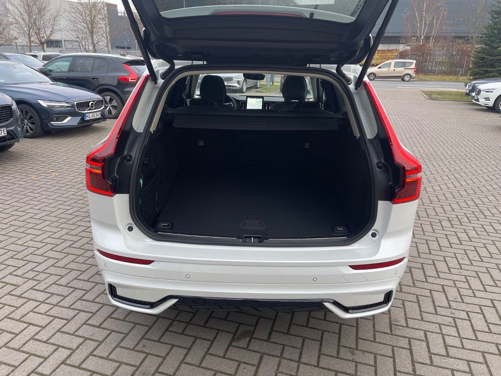Volvo XC60 2025