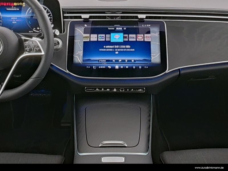 Mercedes-Benz E 300 2025