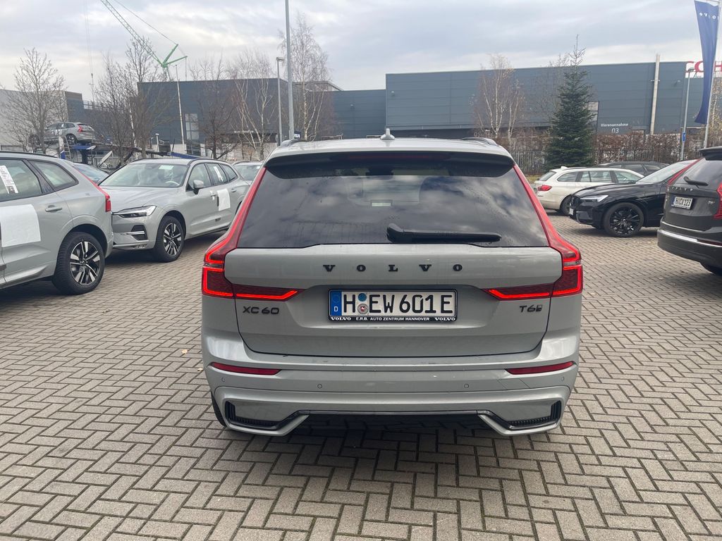 Volvo XC60 2025