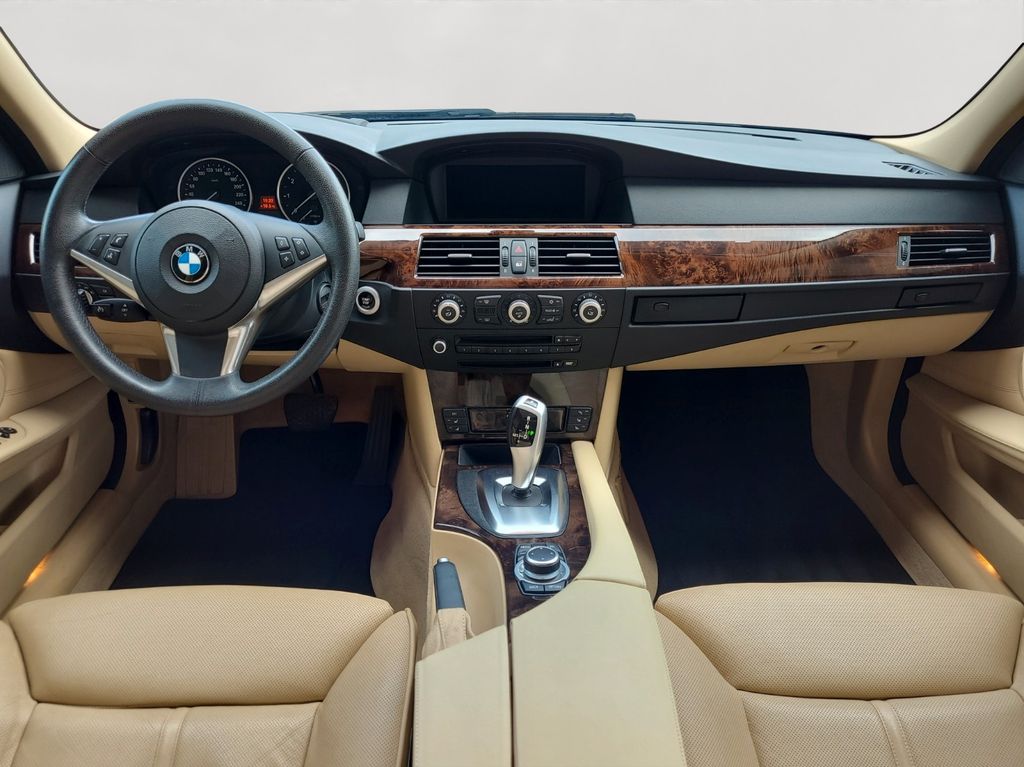 BMW 540 2008