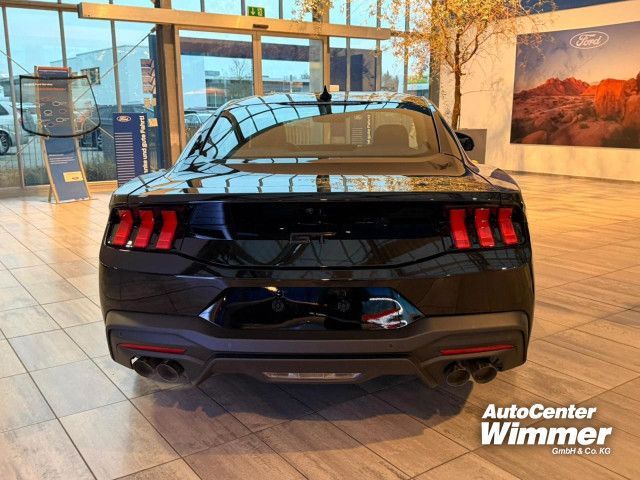 Ford Mustang 2025