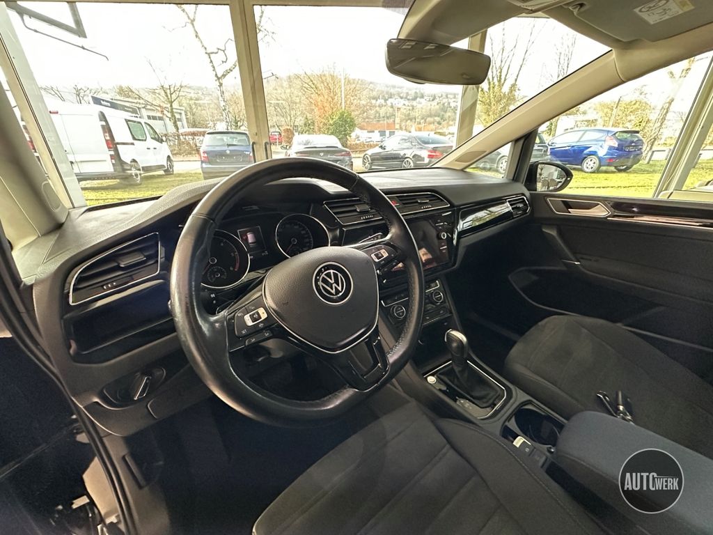 Volkswagen Touran 2021