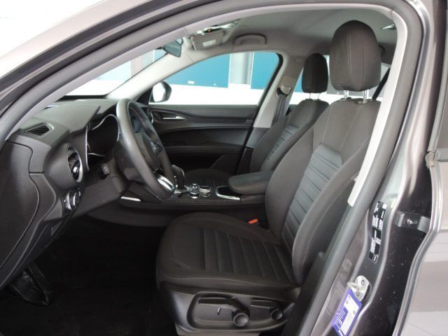 Alfa Romeo Stelvio 2020