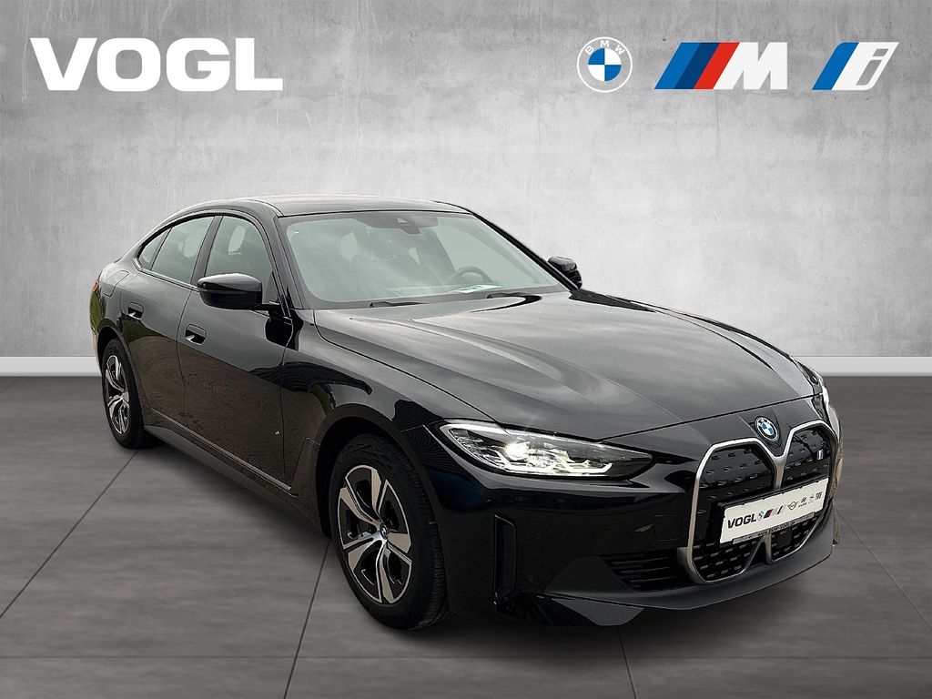 BMW i4 2023