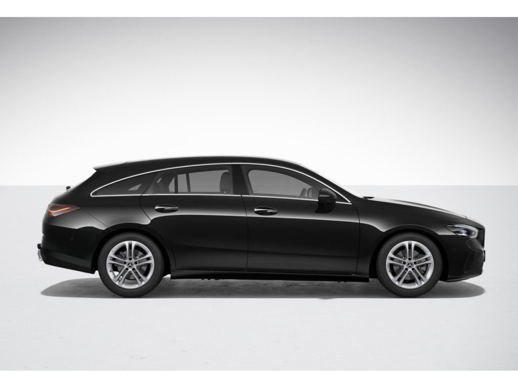 Mercedes-Benz CLA 200 Shooting Brake 2025