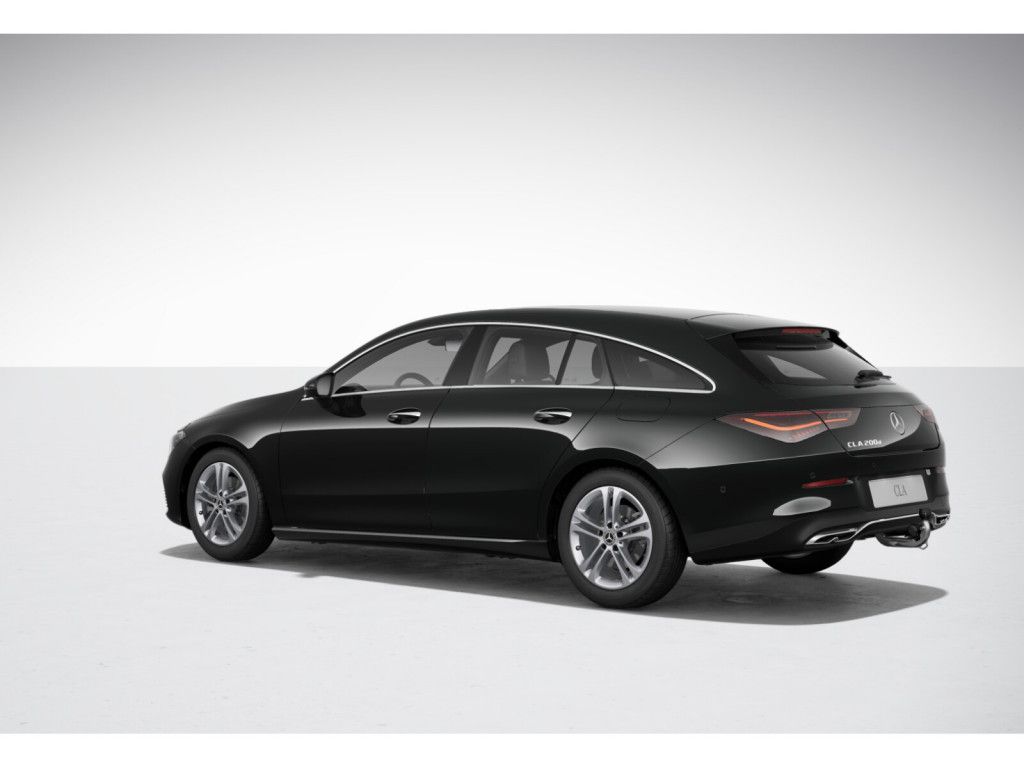 Mercedes-Benz CLA 200 Shooting Brake 2025