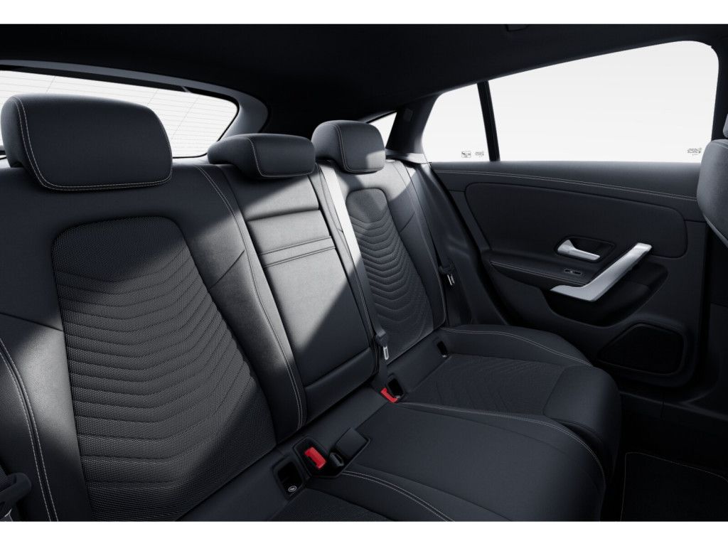 Mercedes-Benz CLA 200 Shooting Brake 2025