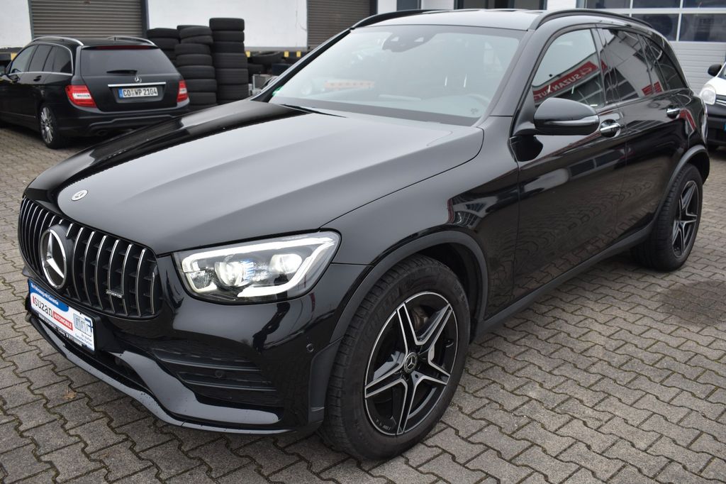 Mercedes-Benz GLC 400 2021
