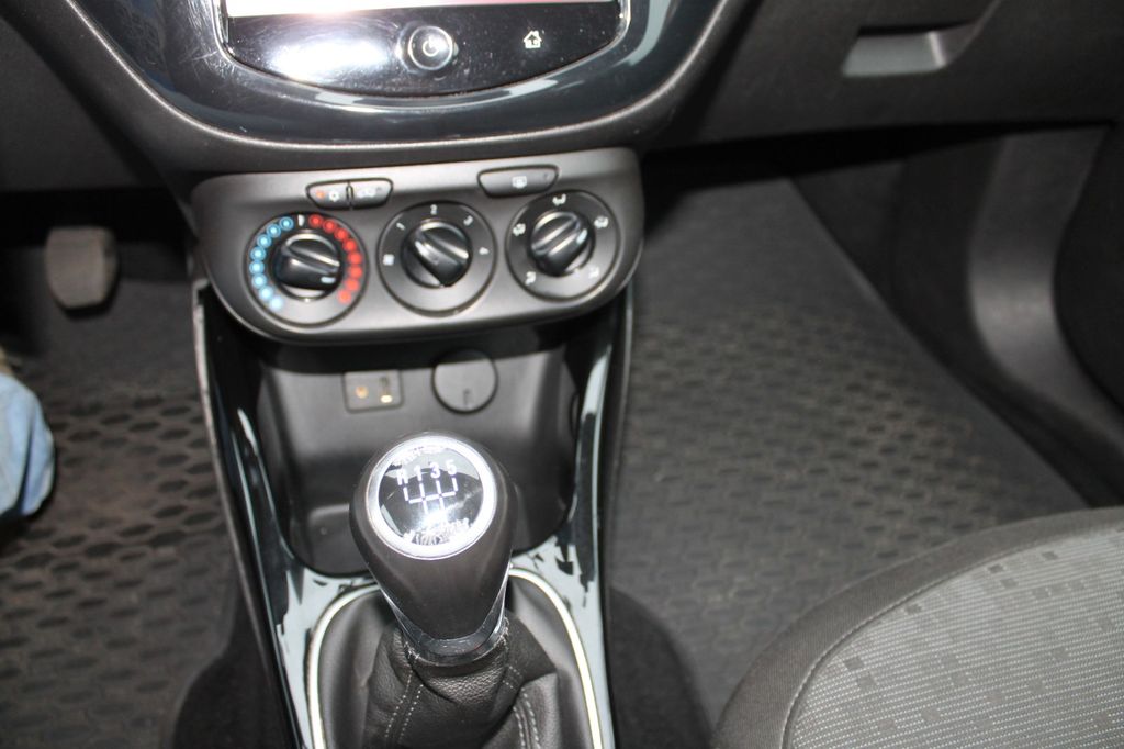 Opel Adam 2016